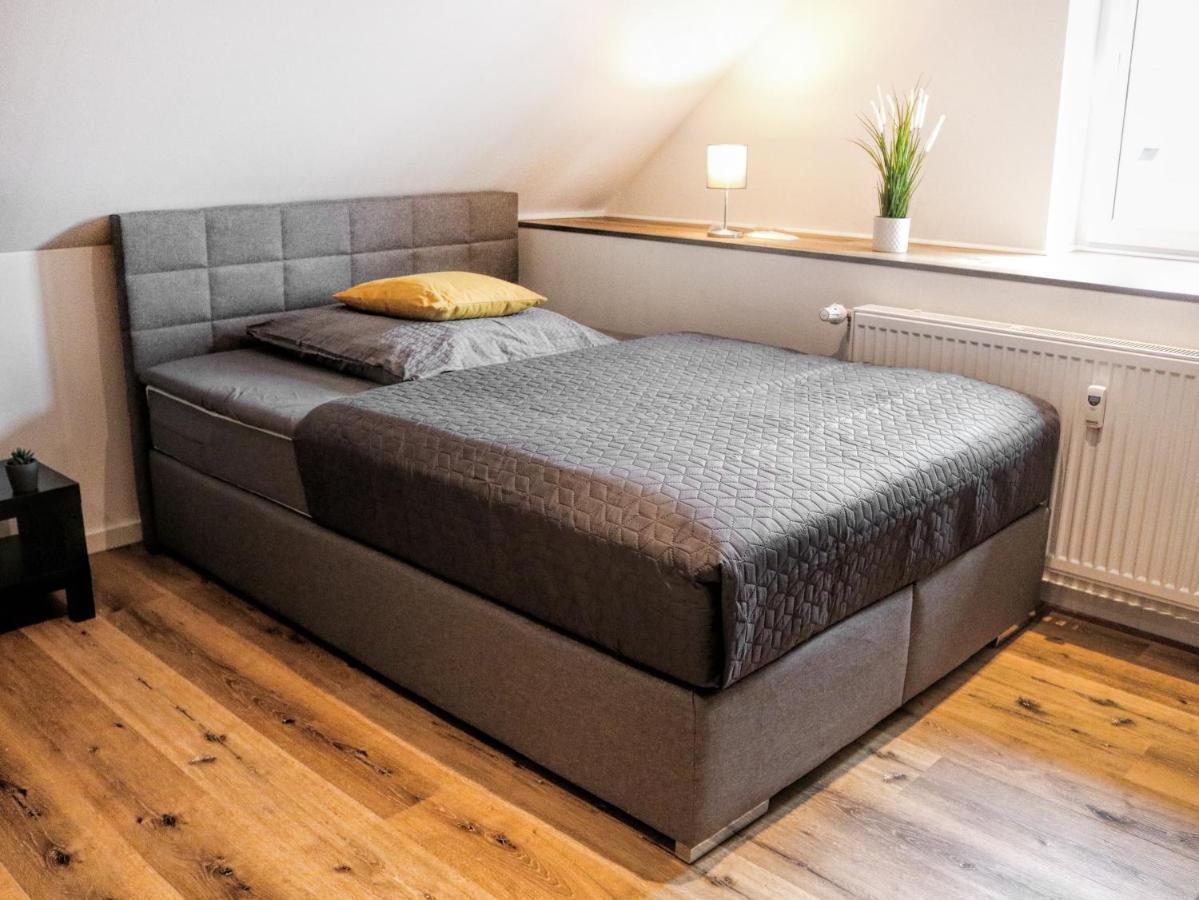Lightplace • Groessere Gruppen • 4 Einzelzimmer • Boxspring • Smart Tv • Biergarten • Restaurant Braunschweig Exterior foto